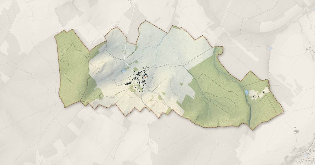 Portrait cartographique de Montreux : relief, eau, forêts, bâti et voies, calculés à partir des données de l'IGN