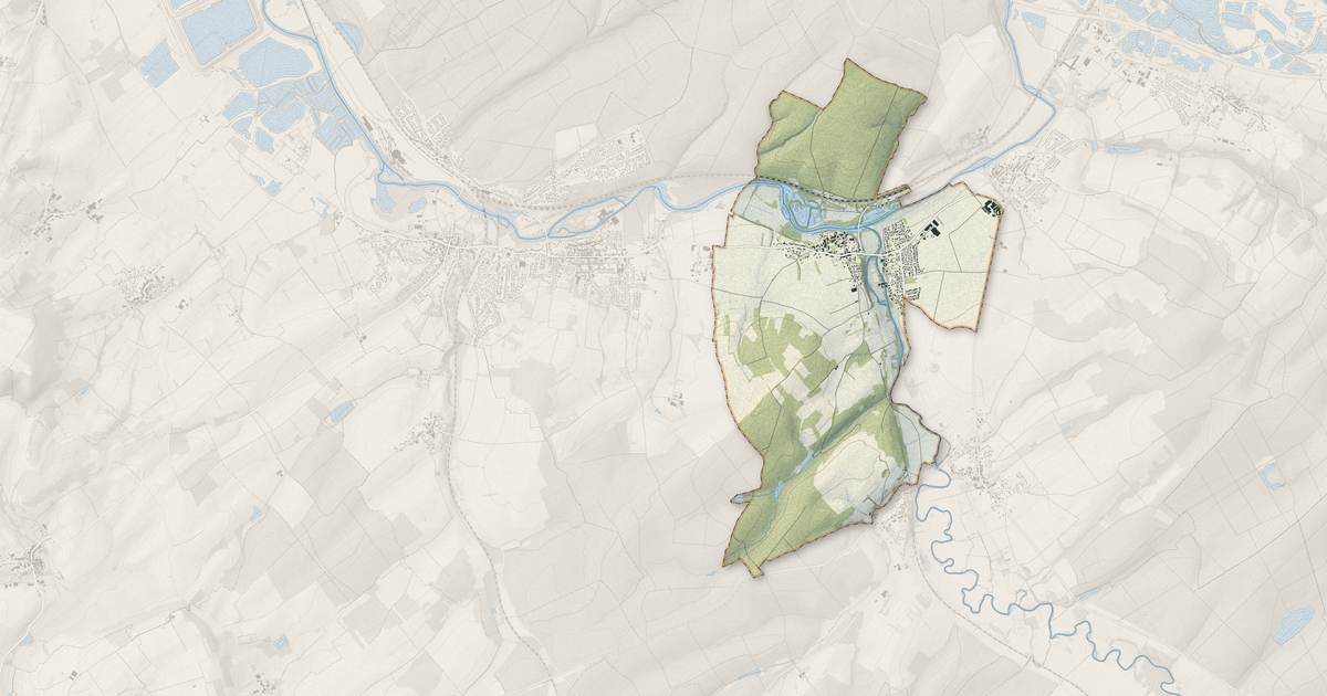 Portrait cartographique de Mont-sur-Meurthe : relief, eau, forêts, bâti et voies, calculés à partir des données de l'IGN