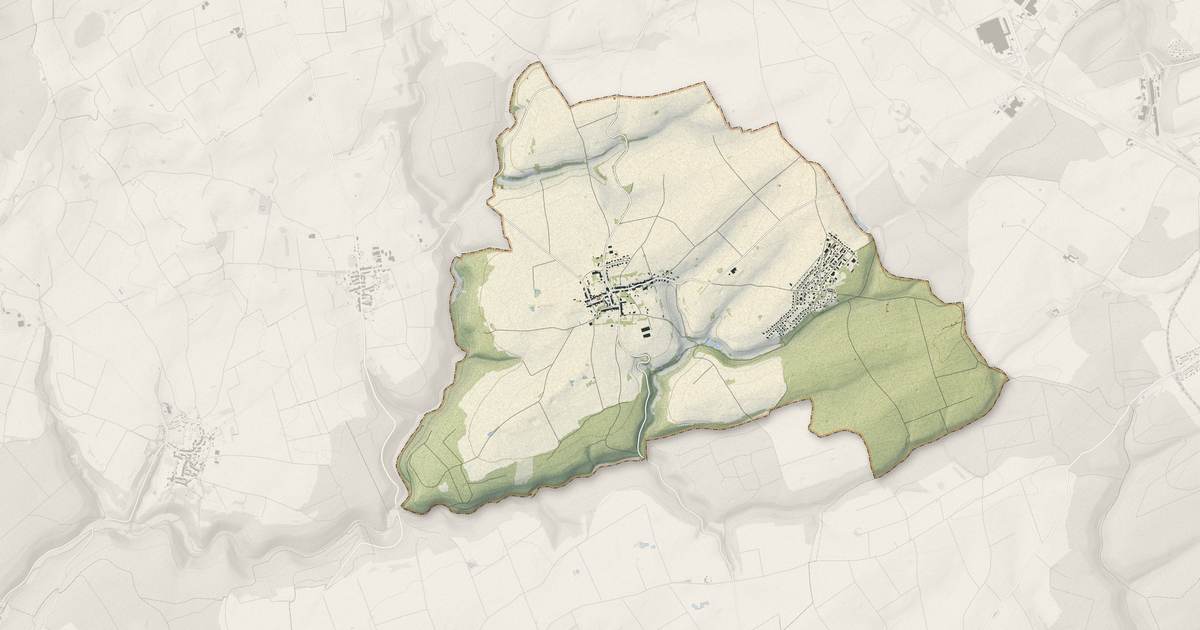 Portrait cartographique de Morfontaine : relief, eau, forêts, bâti et voies, calculés à partir des données de l'IGN