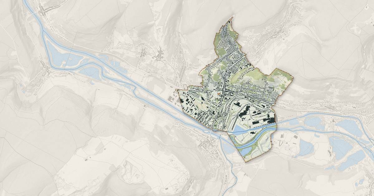 Portrait cartographique de Neuves-Maisons : relief, eau, forêts, bâti et voies, calculés à partir des données de l'IGN