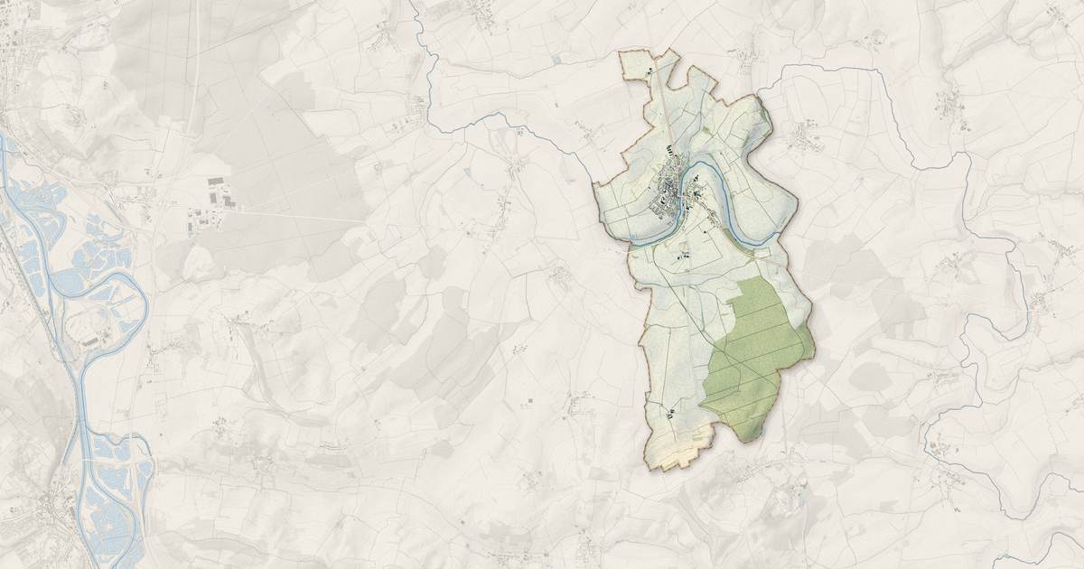 Portrait cartographique de Nomeny : relief, eau, forêts, bâti et voies, calculés à partir des données de l'IGN