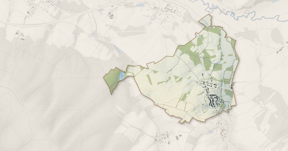 Portrait cartographique de Ogéviller : relief, eau, forêts, bâti et voies, calculés à partir des données de l'IGN