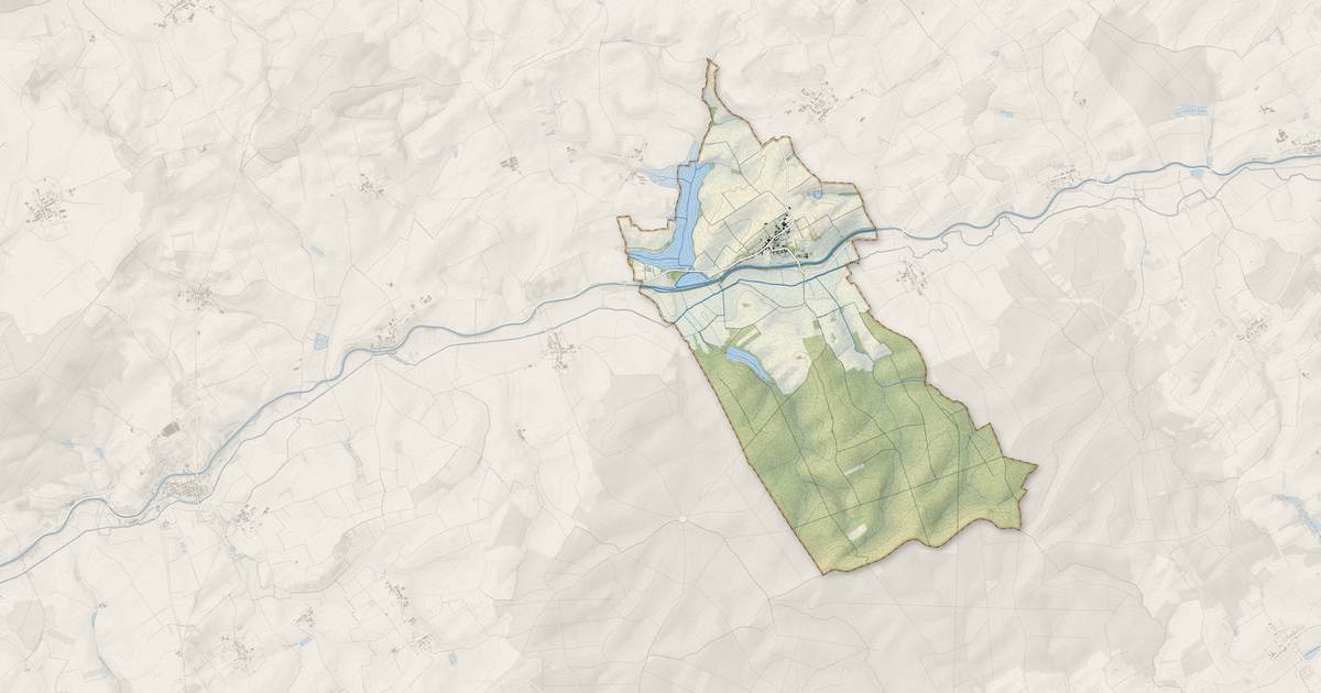 Portrait cartographique de Parroy : relief, eau, forêts, bâti et voies, calculés à partir des données de l'IGN