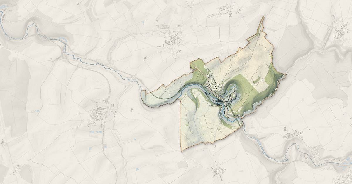 Portrait cartographique de Pierrepont : relief, eau, forêts, bâti et voies, calculés à partir des données de l'IGN