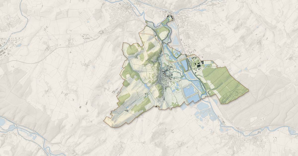 Portrait cartographique de Rosières-aux-Salines : relief, eau, forêts, bâti et voies, calculés à partir des données de l'IGN
