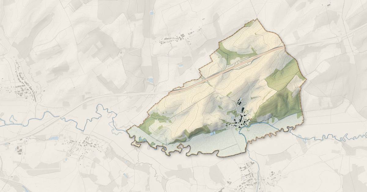 Portrait cartographique de Saint-Martin : relief, eau, forêts, bâti et voies, calculés à partir des données de l'IGN