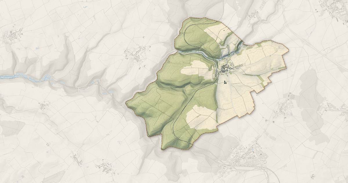 Portrait cartographique de Serrouville : relief, eau, forêts, bâti et voies, calculés à partir des données de l'IGN