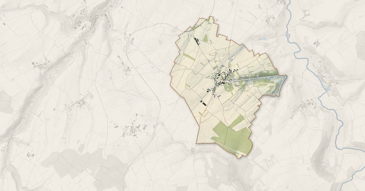 Portrait cartographique de Tantonville : relief, eau, forêts, bâti et voies, calculés à partir des données de l'IGN