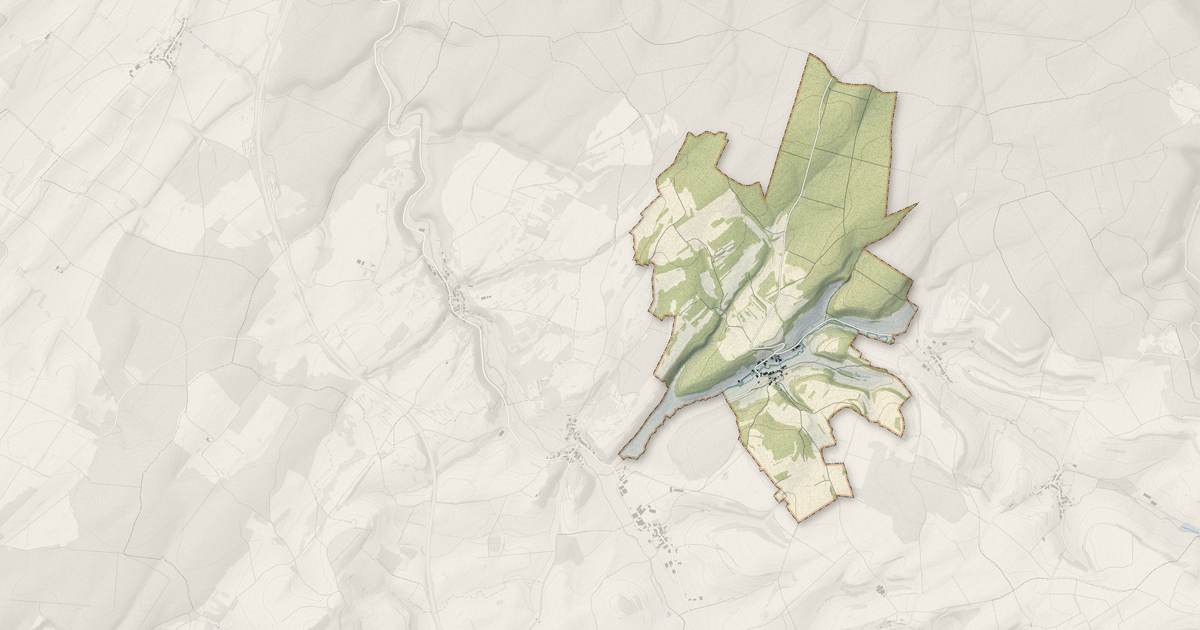 Portrait cartographique de Tramont-Saint-André : relief, eau, forêts, bâti et voies, calculés à partir des données de l'IGN