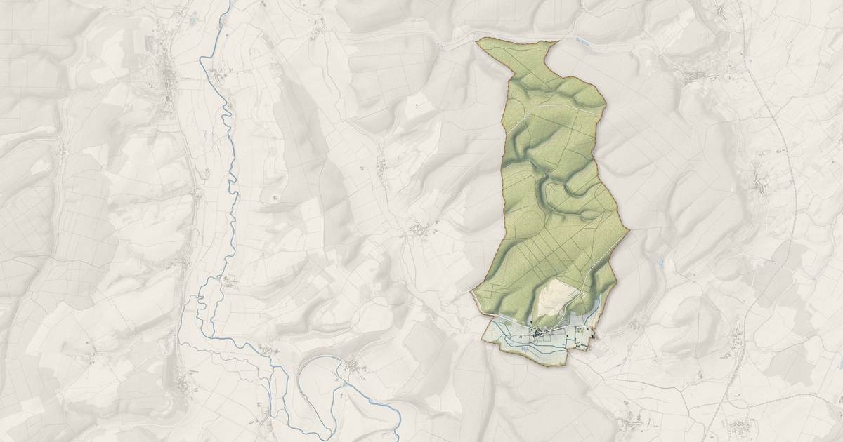 Portrait cartographique de Vannes-le-Châtel : relief, eau, forêts, bâti et voies, calculés à partir des données de l'IGN