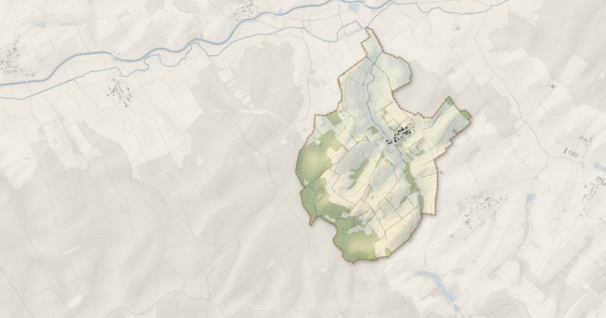 Portrait cartographique de Vaucourt : relief, eau, forêts, bâti et voies, calculés à partir des données de l'IGN