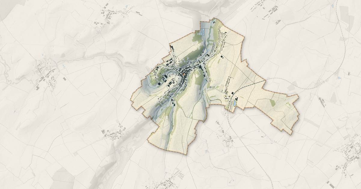 Portrait cartographique de Vézelise : relief, eau, forêts, bâti et voies, calculés à partir des données de l'IGN