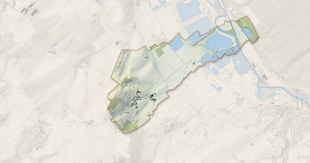 Portrait cartographique de Vigneulles : relief, eau, forêts, bâti et voies, calculés à partir des données de l'IGN