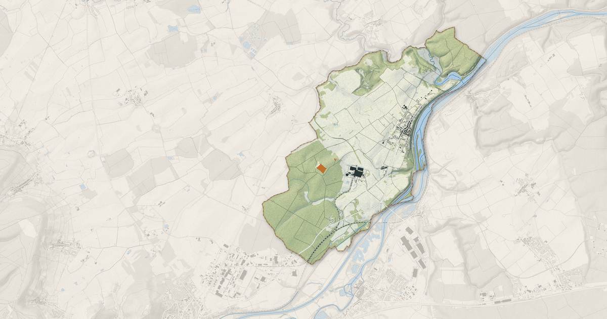 Portrait cartographique de Villey-Saint-Étienne : relief, eau, forêts, bâti et voies, calculés à partir des données de l'IGN
