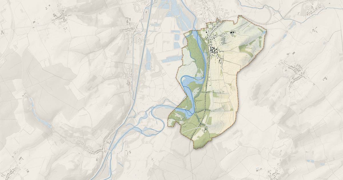 Portrait cartographique de Virecourt : relief, eau, forêts, bâti et voies, calculés à partir des données de l'IGN