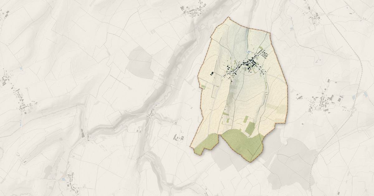 Portrait cartographique de Vroncourt : relief, eau, forêts, bâti et voies, calculés à partir des données de l'IGN
