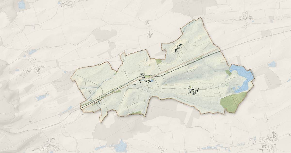 Portrait cartographique de Abaucourt-Hautecourt : relief, eau, forêts, bâti et voies, calculés à partir des données de l'IGN