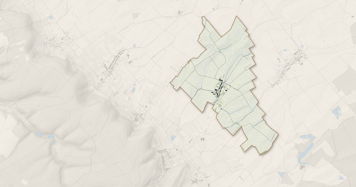 Portrait cartographique de Avillers-Sainte-Croix : relief, eau, forêts, bâti et voies, calculés à partir des données de l'IGN