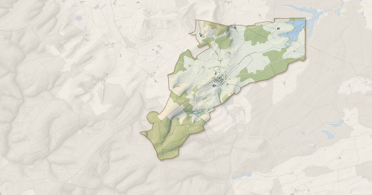 Portrait cartographique de Azannes-et-Soumazannes : relief, eau, forêts, bâti et voies, calculés à partir des données de l'IGN