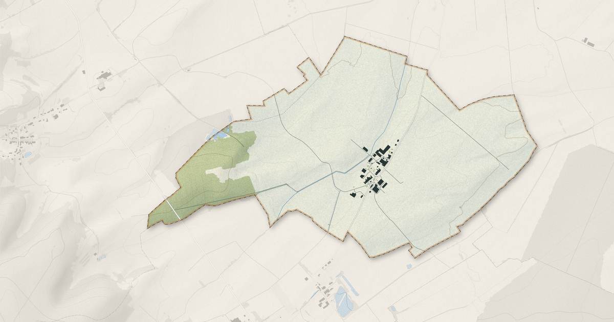 Portrait cartographique de Blanzée : relief, eau, forêts, bâti et voies, calculés à partir des données de l'IGN