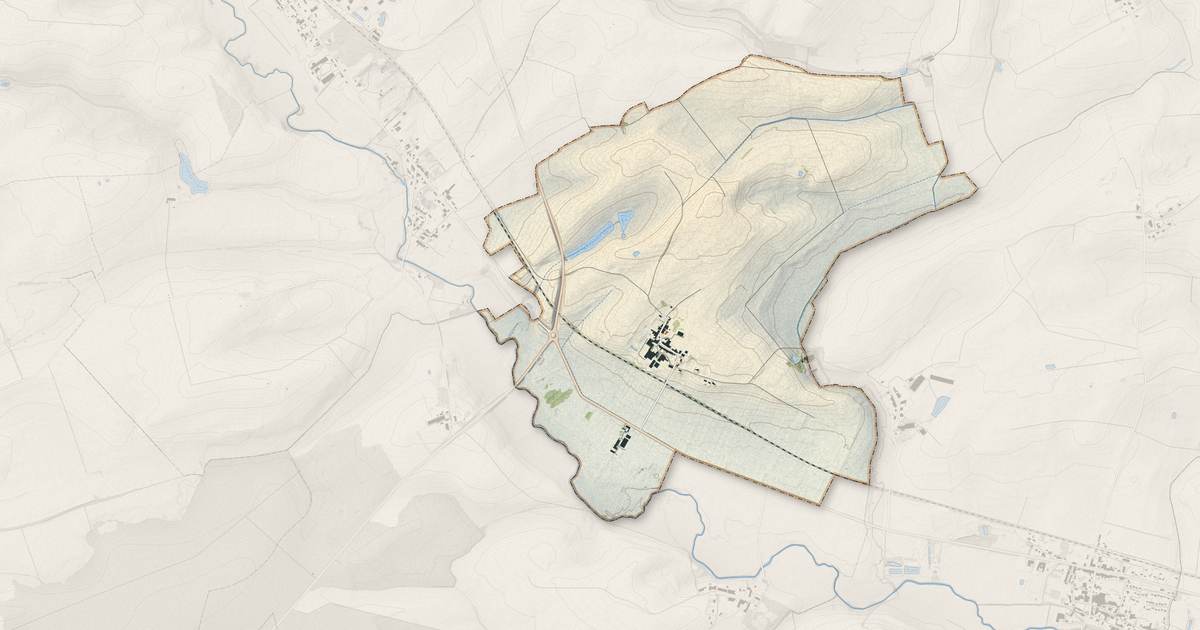 Portrait cartographique de Boinville-en-Woëvre : relief, eau, forêts, bâti et voies, calculés à partir des données de l'IGN