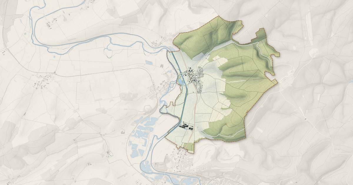 Portrait cartographique de Bras-sur-Meuse : relief, eau, forêts, bâti et voies, calculés à partir des données de l'IGN