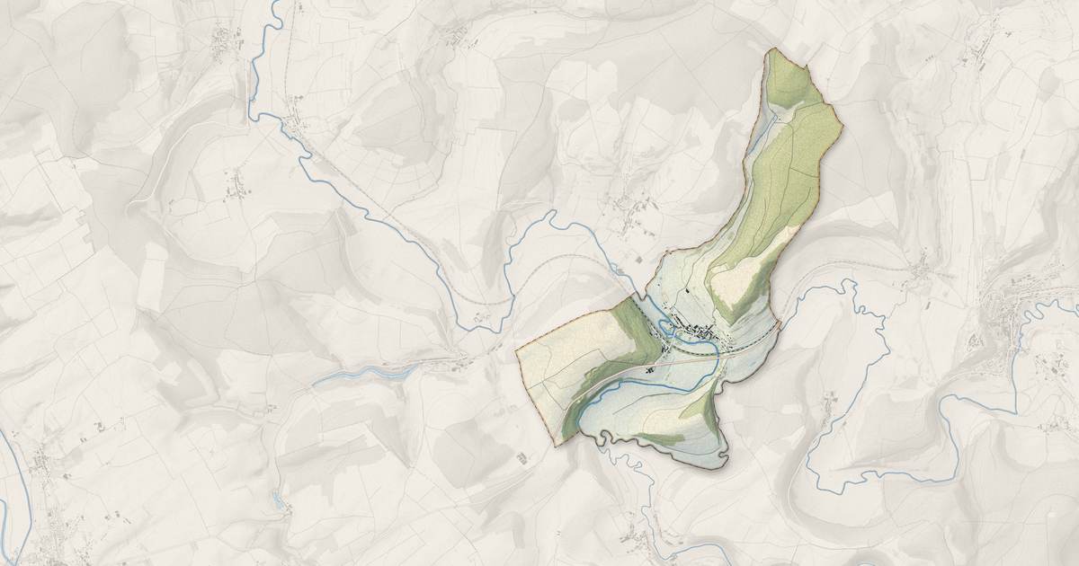 Portrait cartographique de Chauvency-le-Château : relief, eau, forêts, bâti et voies, calculés à partir des données de l'IGN