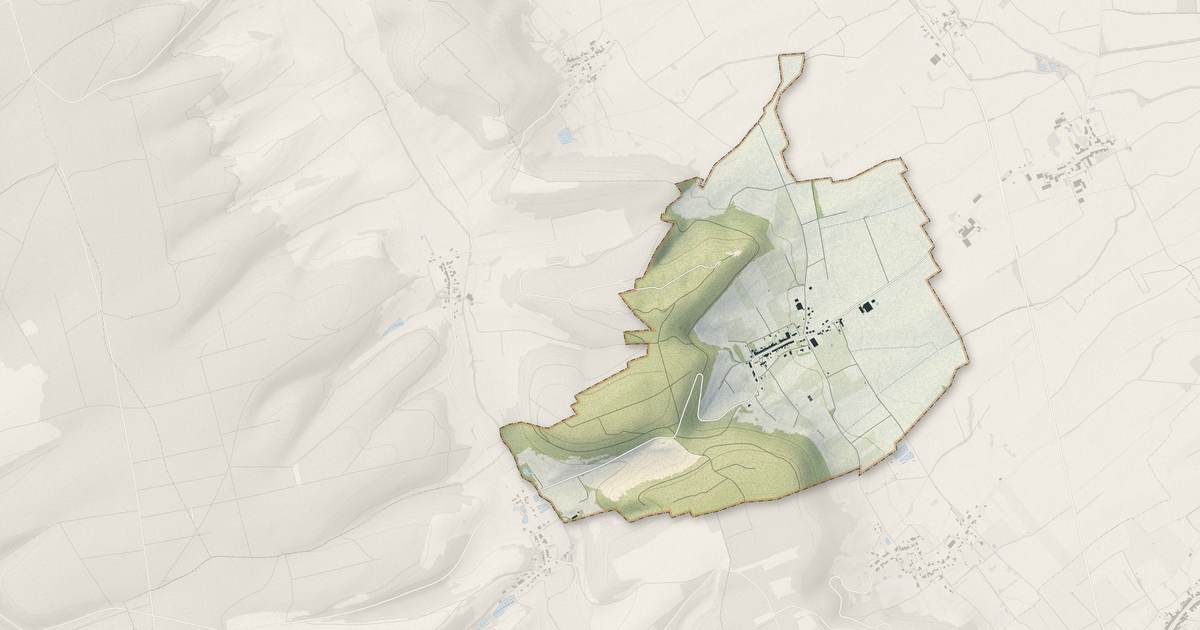 Portrait cartographique de Combres-sous-les-Côtes : relief, eau, forêts, bâti et voies, calculés à partir des données de l'IGN