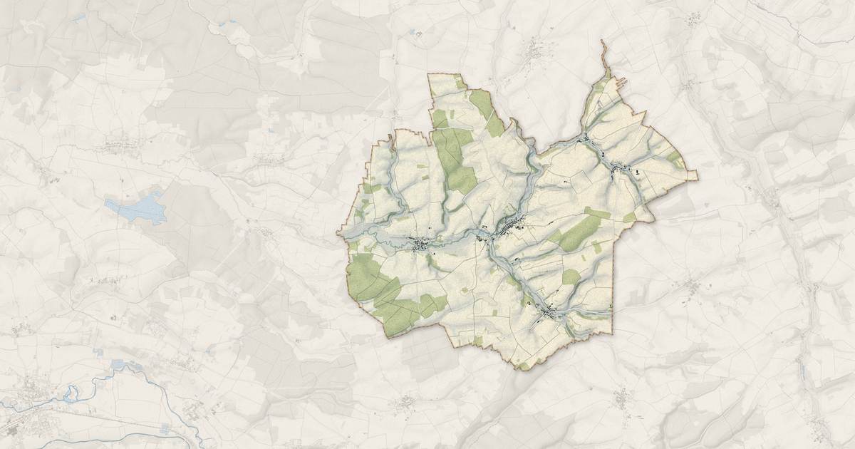 Portrait cartographique de Les Hauts-de-Chée : relief, eau, forêts, bâti et voies, calculés à partir des données de l'IGN
