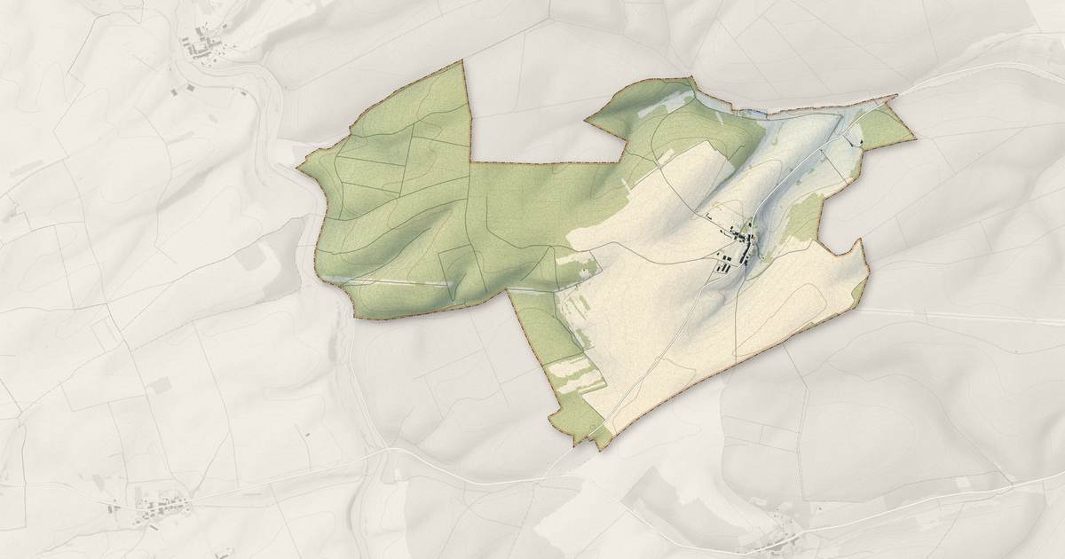Portrait cartographique de Courcelles-en-Barrois : relief, eau, forêts, bâti et voies, calculés à partir des données de l'IGN