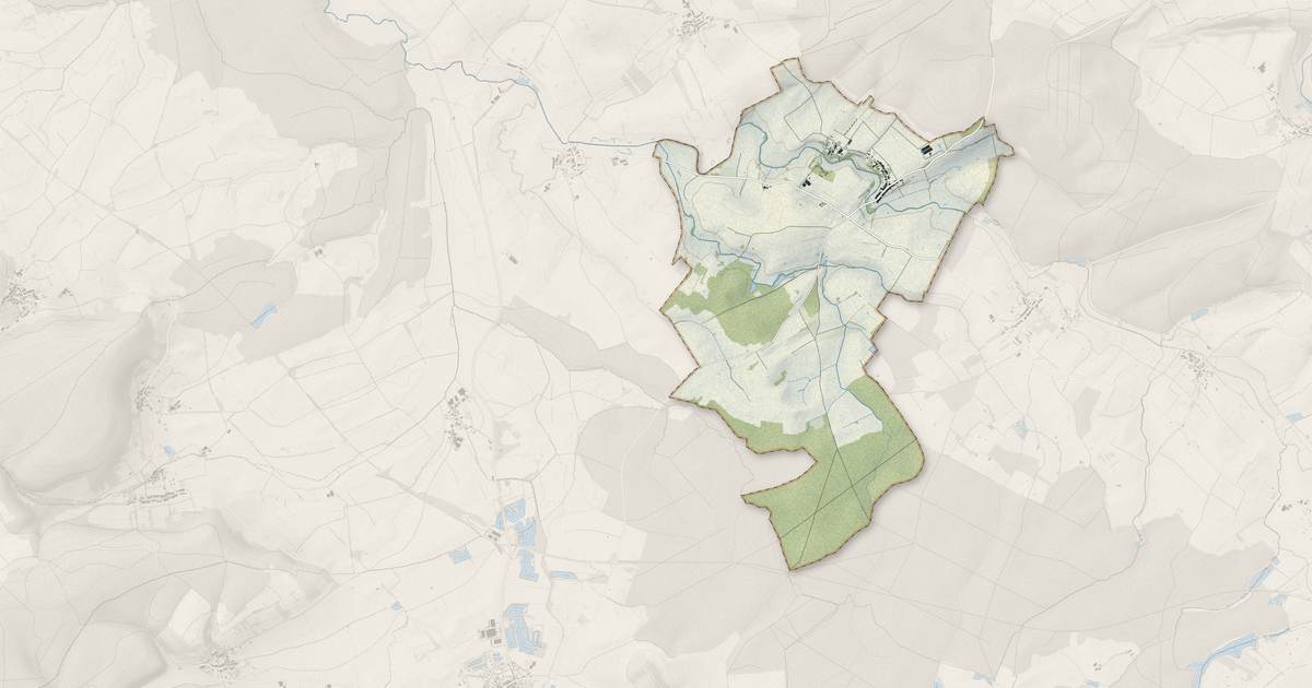 Portrait cartographique de Dombras : relief, eau, forêts, bâti et voies, calculés à partir des données de l'IGN