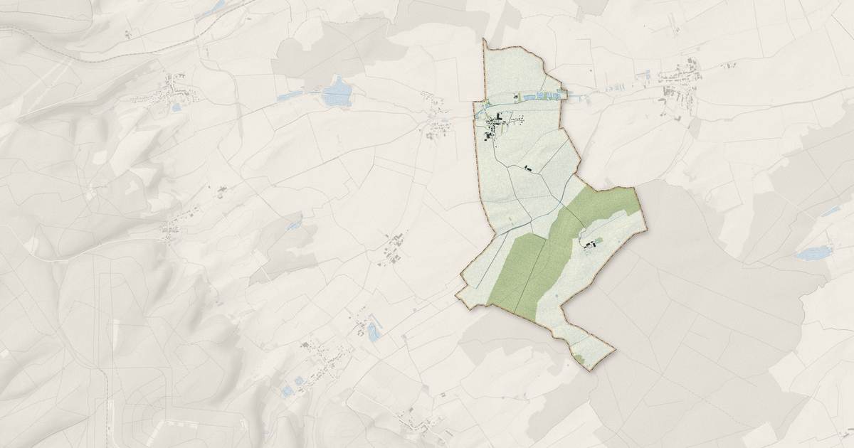 Portrait cartographique de Grimaucourt-en-Woëvre : relief, eau, forêts, bâti et voies, calculés à partir des données de l'IGN