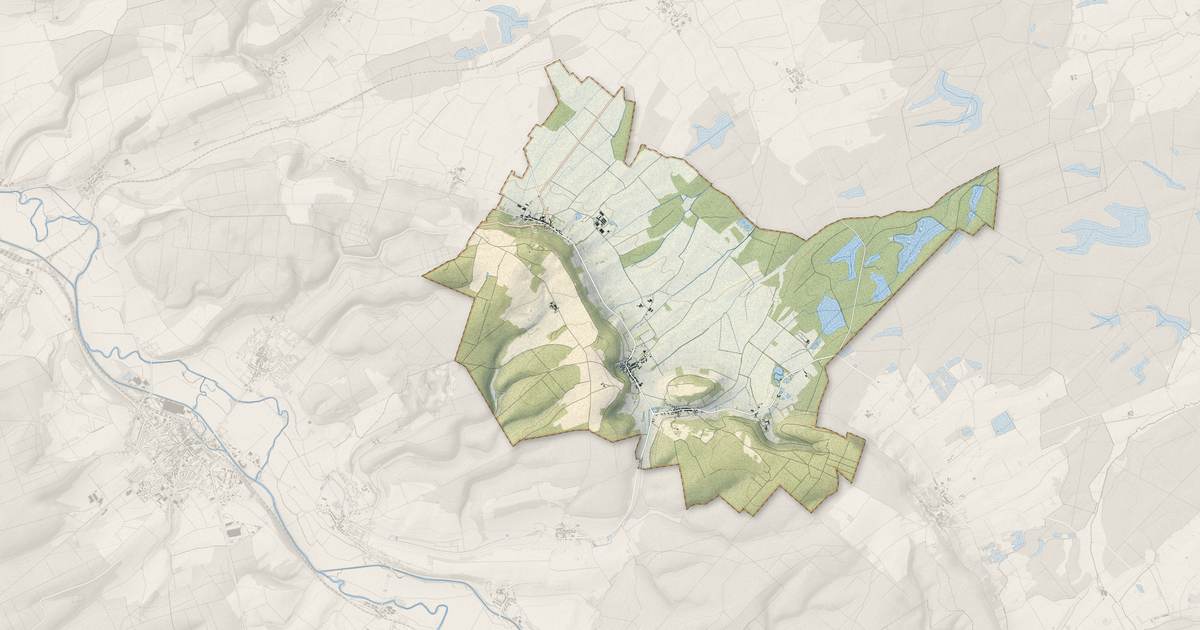 Portrait cartographique de Geville : relief, eau, forêts, bâti et voies, calculés à partir des données de l'IGN