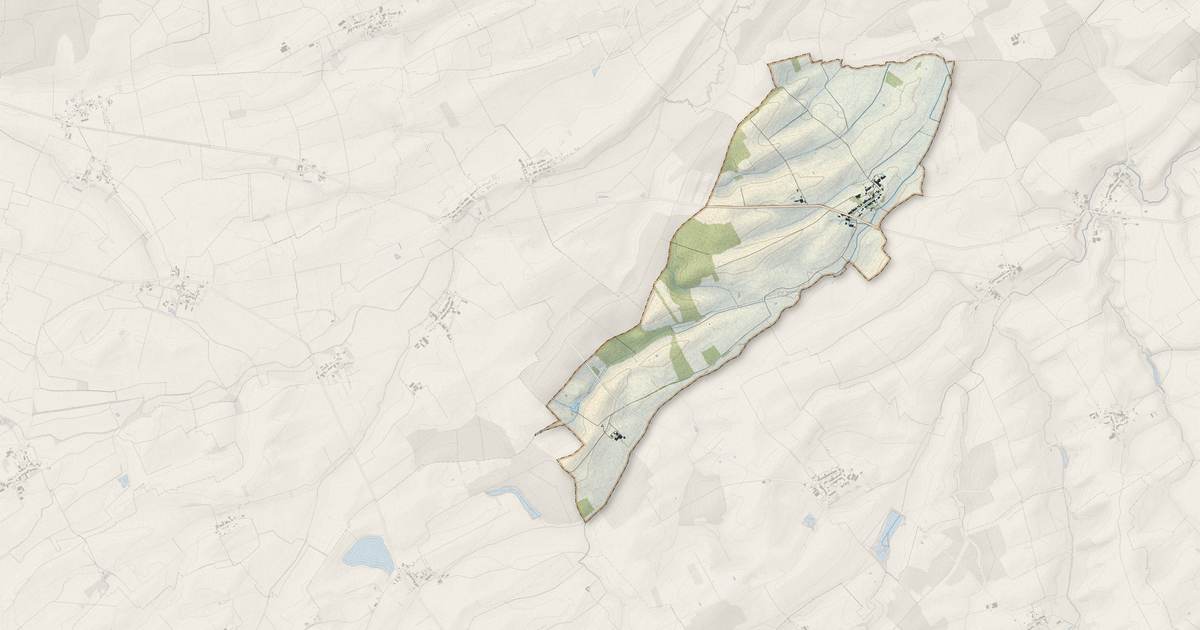 Portrait cartographique de Labeuville : relief, eau, forêts, bâti et voies, calculés à partir des données de l'IGN