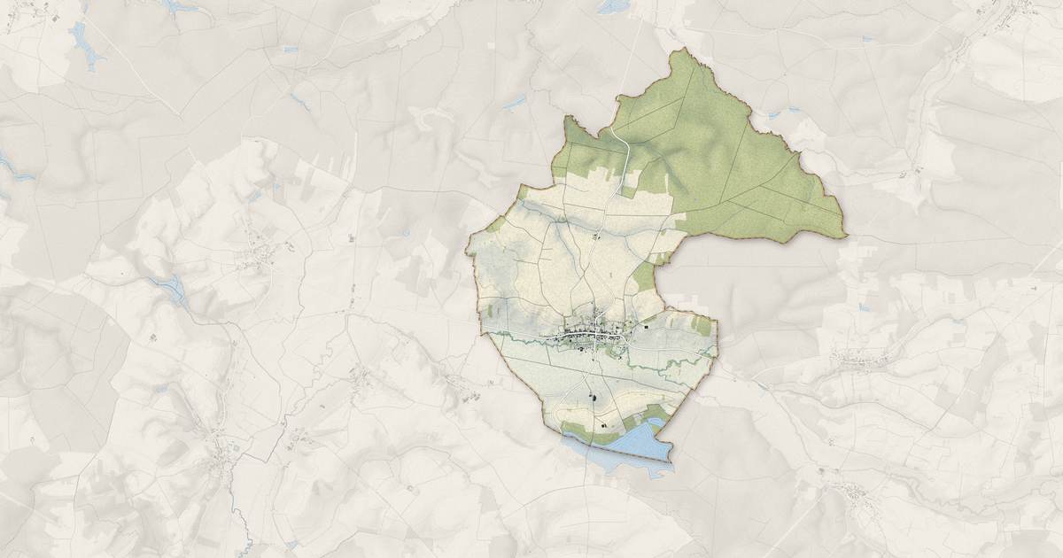 Portrait cartographique de Laheycourt : relief, eau, forêts, bâti et voies, calculés à partir des données de l'IGN