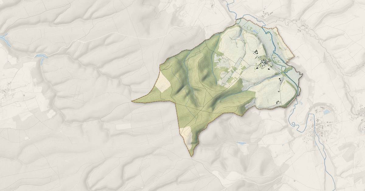 Portrait cartographique de Montblainville : relief, eau, forêts, bâti et voies, calculés à partir des données de l'IGN