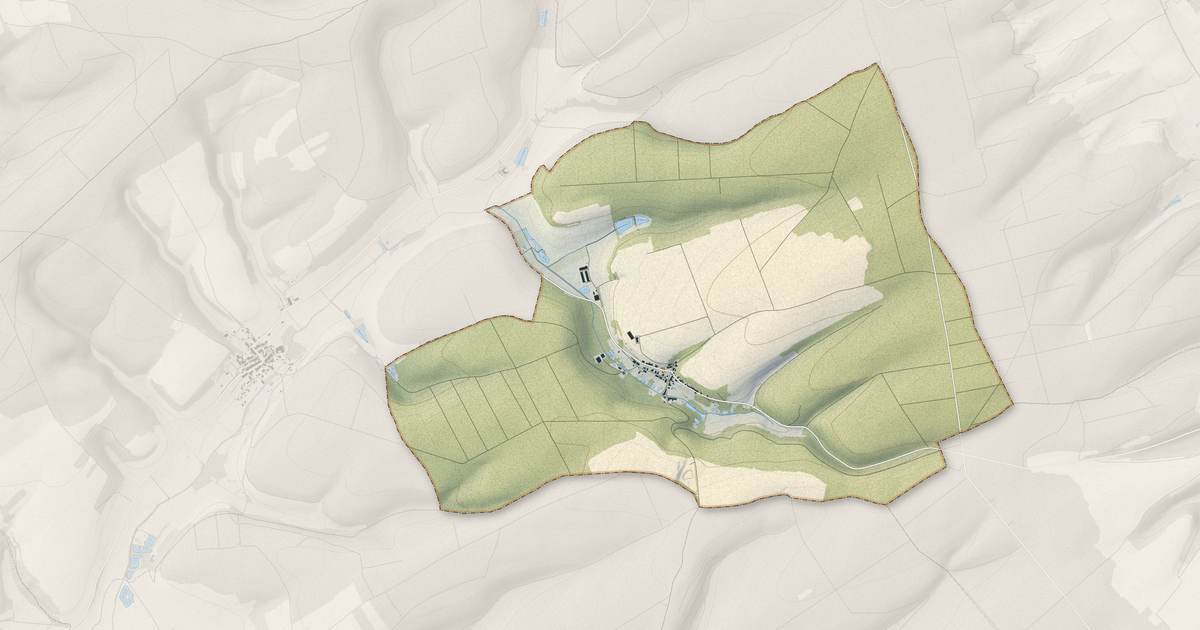 Portrait cartographique de Mouilly : relief, eau, forêts, bâti et voies, calculés à partir des données de l'IGN