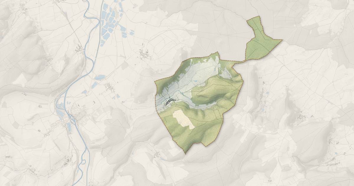 Portrait cartographique de Murvaux : relief, eau, forêts, bâti et voies, calculés à partir des données de l'IGN