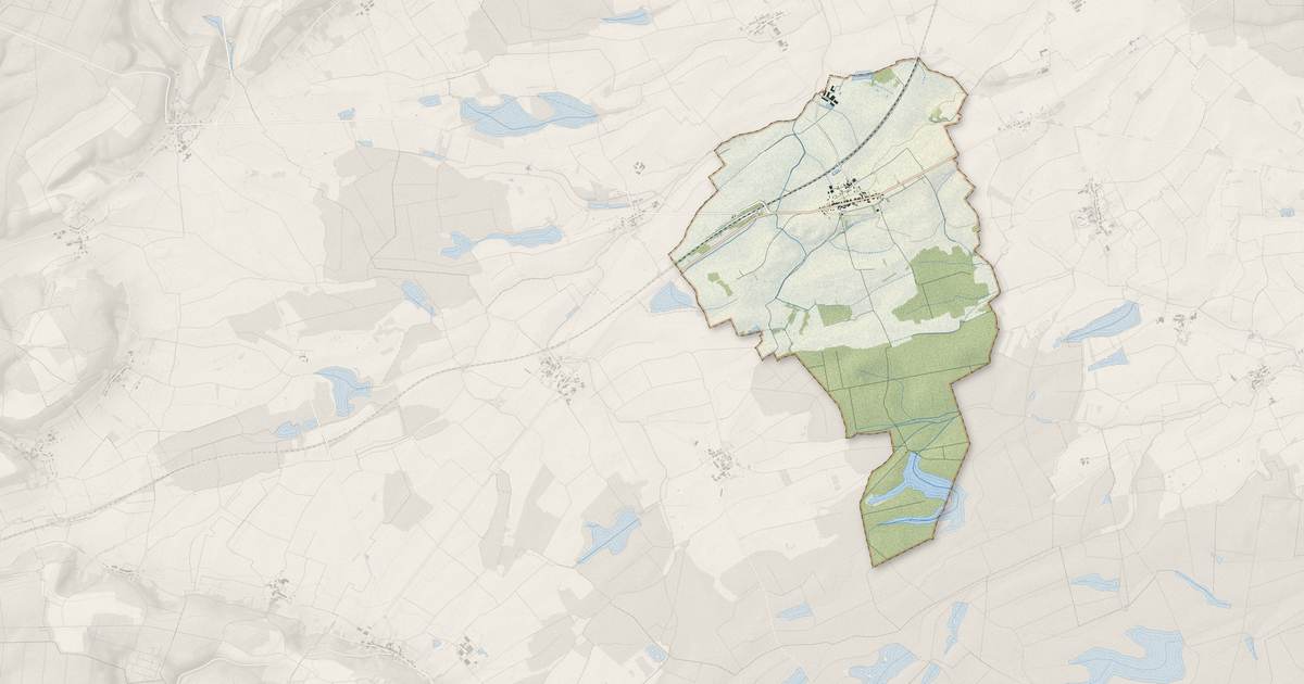 Portrait cartographique de Rambucourt : relief, eau, forêts, bâti et voies, calculés à partir des données de l'IGN