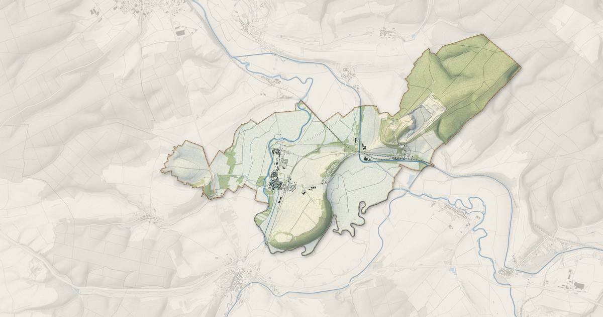 Portrait cartographique de Sorcy-Saint-Martin : relief, eau, forêts, bâti et voies, calculés à partir des données de l'IGN
