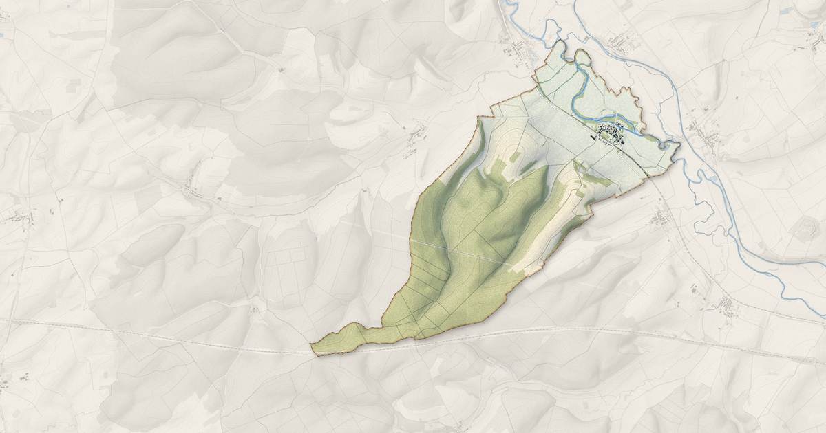 Portrait cartographique de Tilly-sur-Meuse : relief, eau, forêts, bâti et voies, calculés à partir des données de l'IGN
