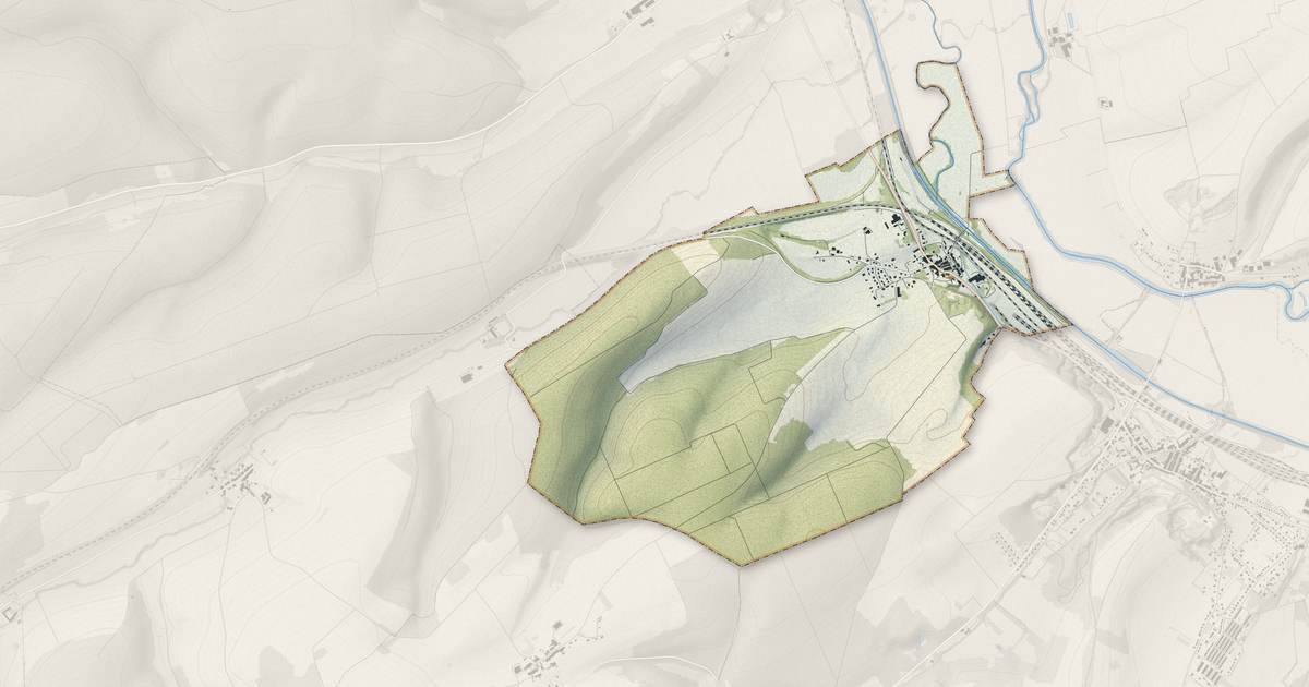 Portrait cartographique de Vadonville : relief, eau, forêts, bâti et voies, calculés à partir des données de l'IGN