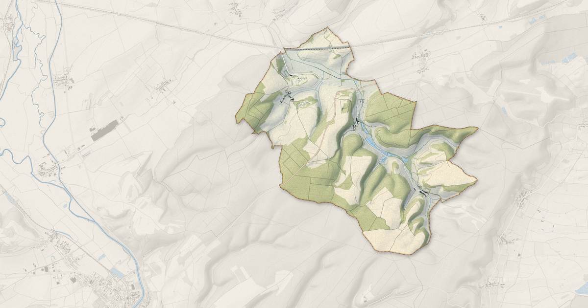 Portrait cartographique de Valbois : relief, eau, forêts, bâti et voies, calculés à partir des données de l'IGN