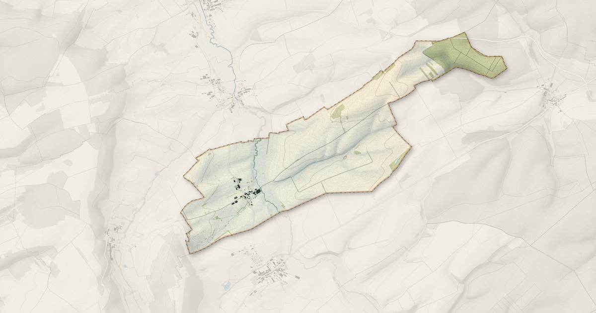 Portrait cartographique de Ville-devant-Belrain : relief, eau, forêts, bâti et voies, calculés à partir des données de l'IGN