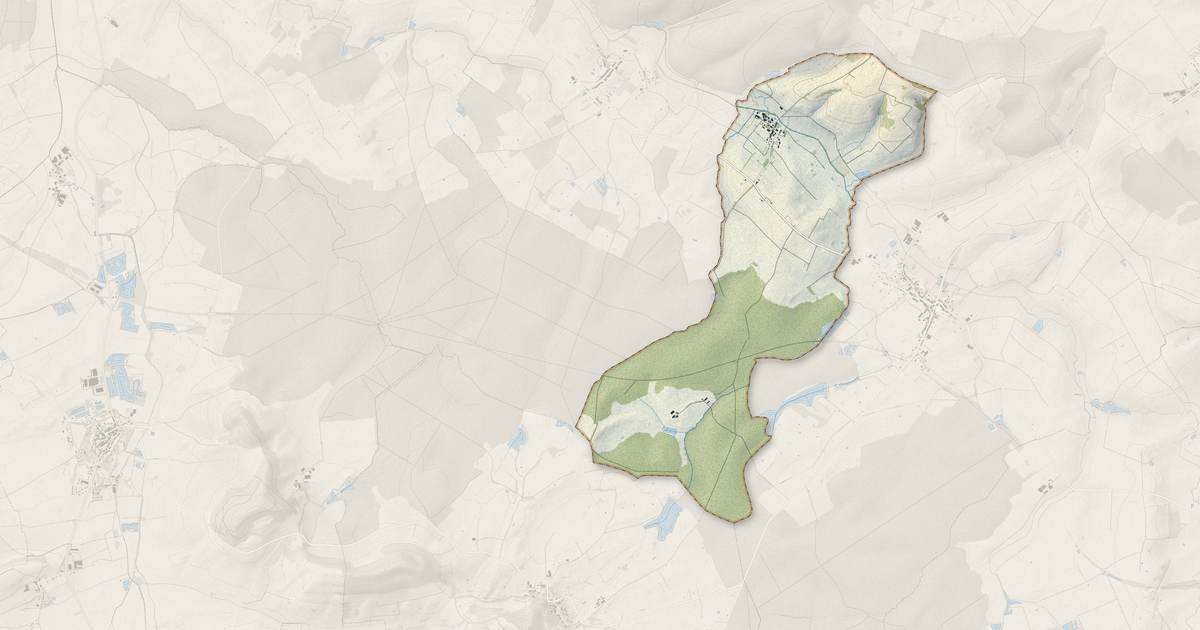 Portrait cartographique de Villers-lès-Mangiennes : relief, eau, forêts, bâti et voies, calculés à partir des données de l'IGN