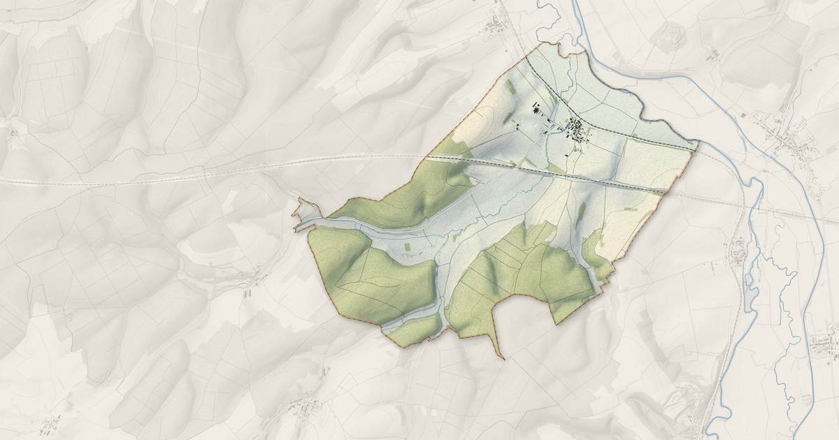 Portrait cartographique de Woimbey : relief, eau, forêts, bâti et voies, calculés à partir des données de l'IGN