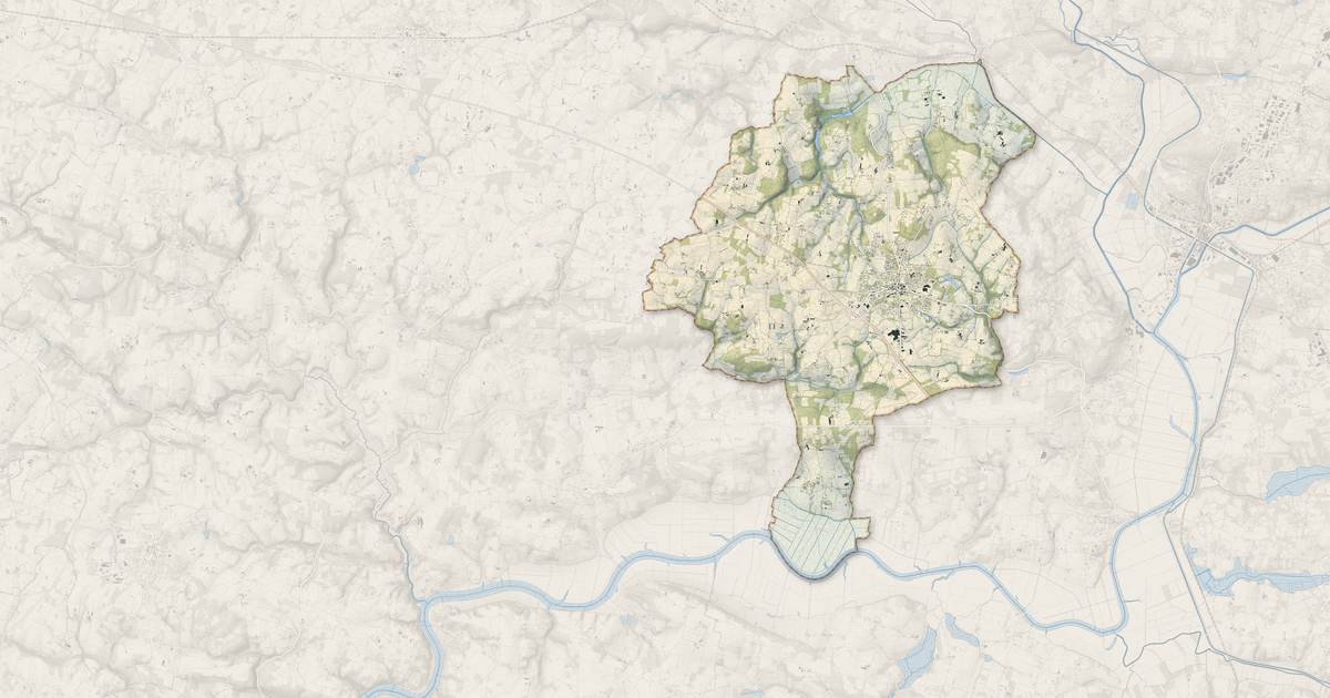 Portrait cartographique de Allaire : relief, eau, forêts, bâti et voies, calculés à partir des données de l'IGN