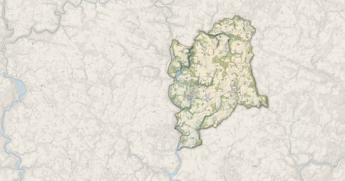 Portrait cartographique de Cléguer : relief, eau, forêts, bâti et voies, calculés à partir des données de l'IGN