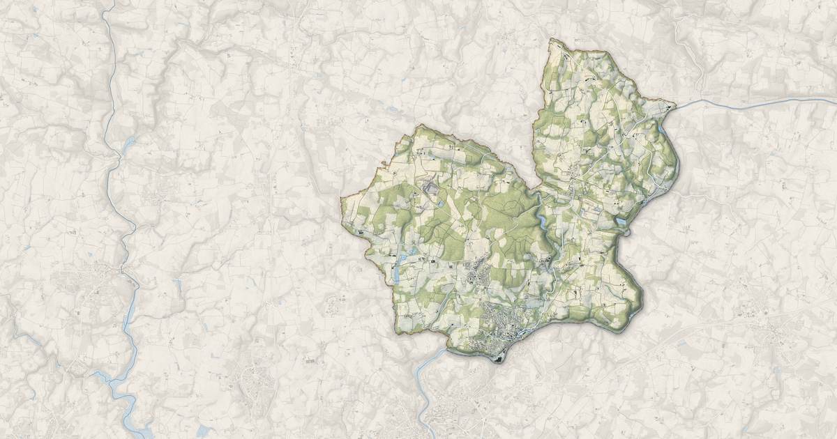 Portrait cartographique de Inzinzac-Lochrist : relief, eau, forêts, bâti et voies, calculés à partir des données de l'IGN