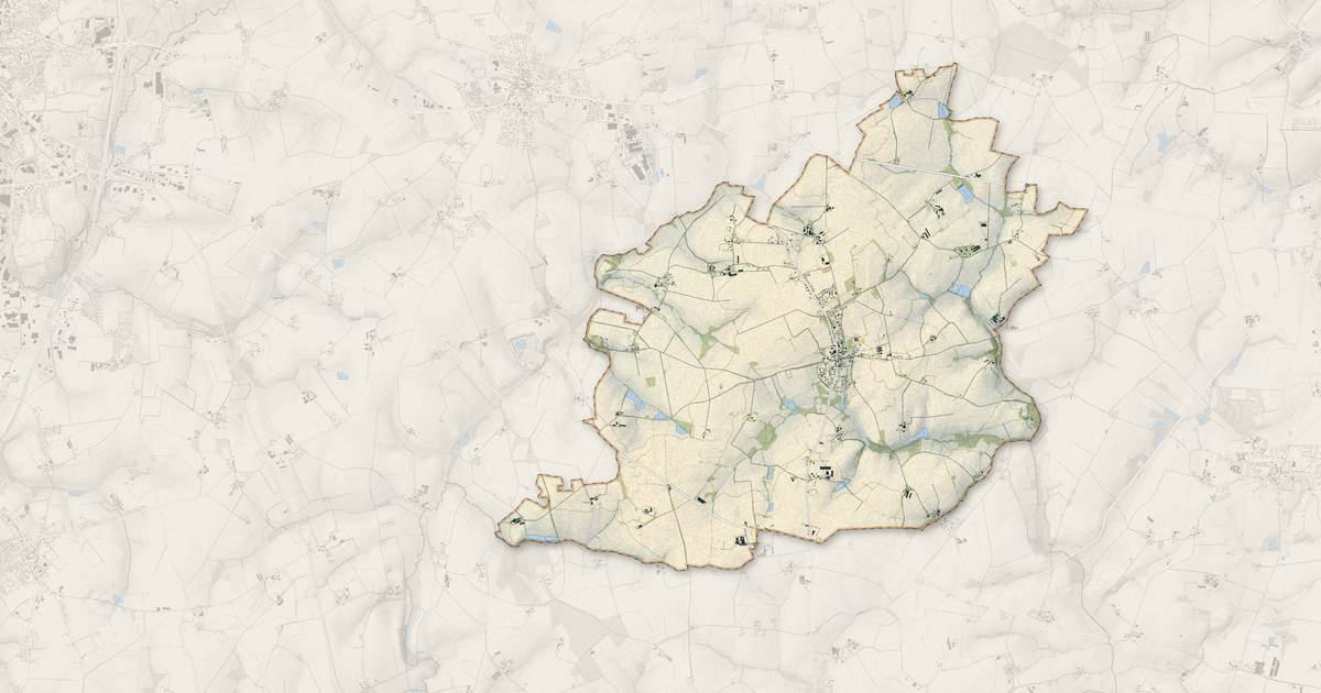 Portrait cartographique de Kerfourn : relief, eau, forêts, bâti et voies, calculés à partir des données de l'IGN